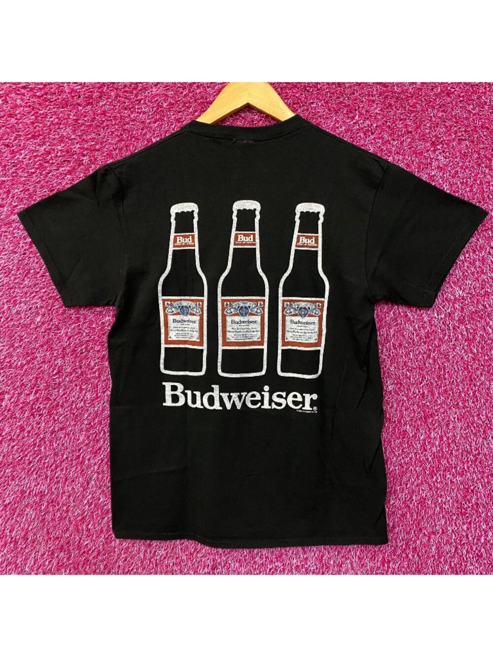 Budweiser King Of Beer Bottles Graphic T-Shirt Small